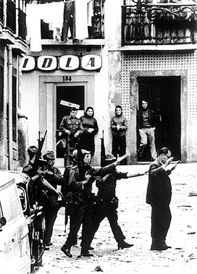 Agente da pol�cia pol�tica (PIDE/DGS) preso