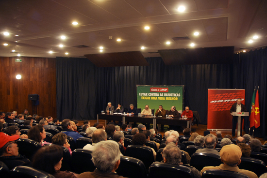 Com o PCP,  Lutar e Vencer