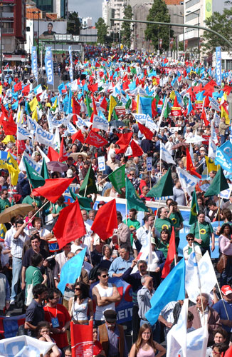 Marcha: Protesto, confianca e luta