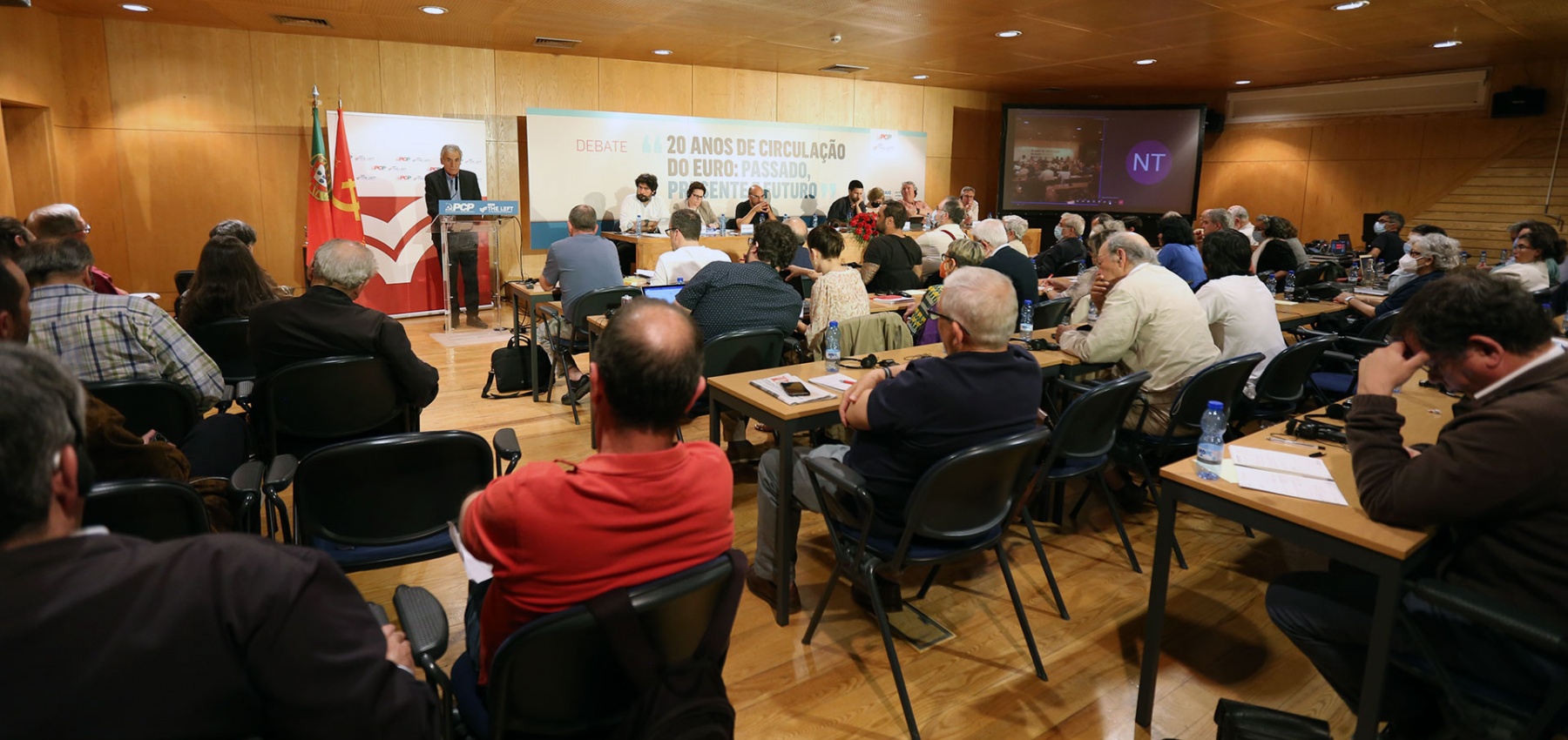 Debate «20 anos de circulação do Euro: passado, presente e futuro»