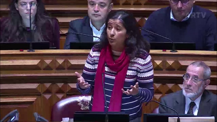 A vida dos trabalhadores não são números, os trabalhadores precisam de aumentos salariais