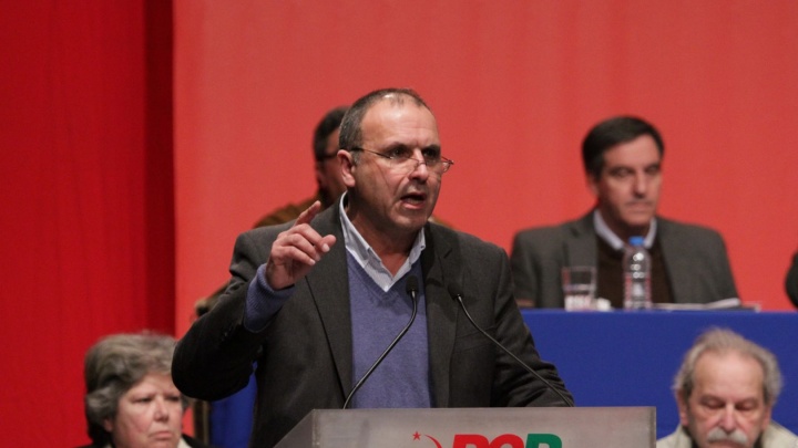 A situação social, a luta de massas e o voto na CDU como forma de luta