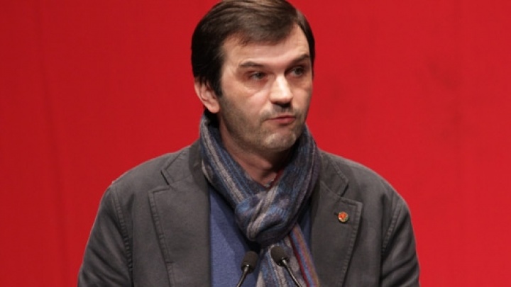 As linhas de ruptura com a política de direita e a política alternativa