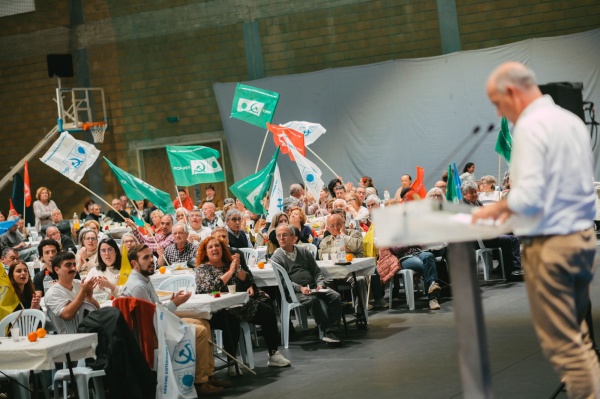 Almoço comemorativo do 25 de Abril em Loures