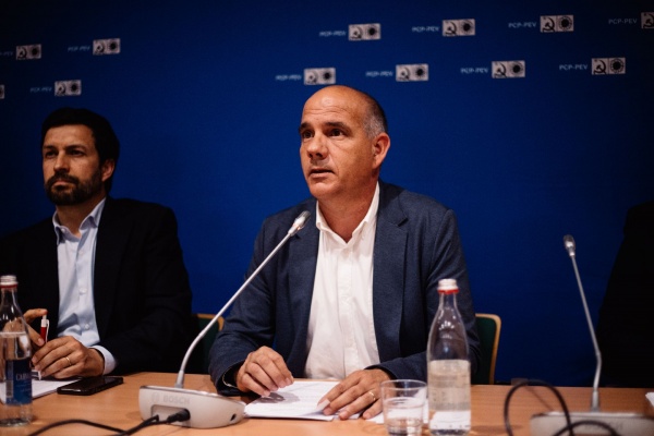 Apresentação do balanço do mandato dos deputados do PCP no Parlamento Europeu