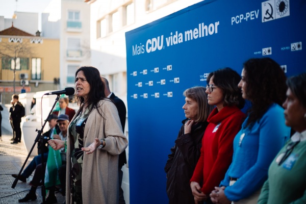CDU contacta com população e comerciantes em Faro e Vila Real de Santo António