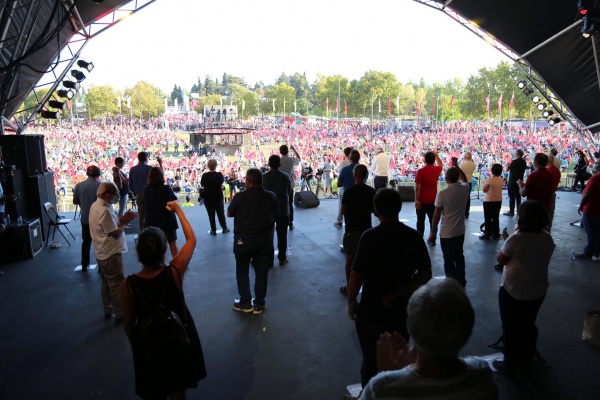 Comício da 44.ª Festa do «Avante!»