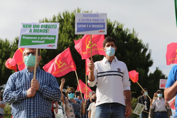 Comício «Nem um direito a menos. Confiança e luta por uma vida melhor»