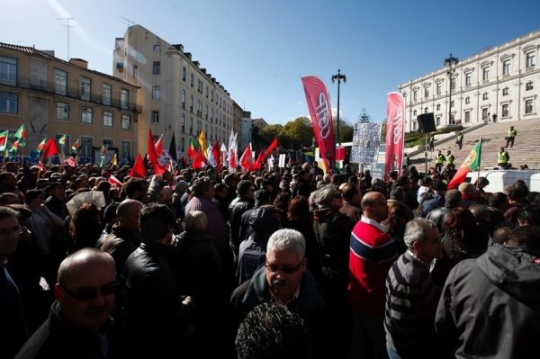 Concentração da CGTP-IN - «Votar Contra o Orçamento do Estado» - Lisboa