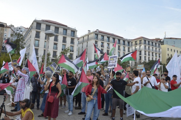 Concentração "Pela Paz no Médio Oriente! Pelos direitos do povo palestiniano"