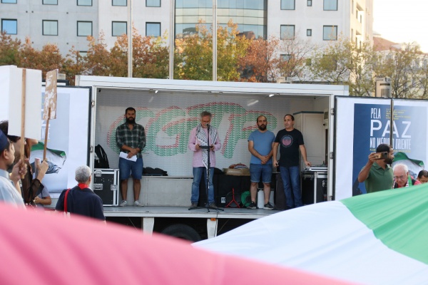 Concentração "Pela Paz no Médio Oriente! Pelos direitos do povo palestiniano"