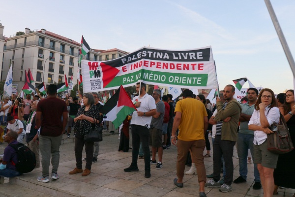 Concentração "Pela Paz no Médio Oriente! Pelos direitos do povo palestiniano"