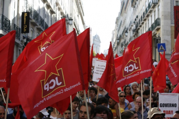 Desfile do PCP «Dissolução da Assembleia da República. Eleições Antecipadas» - Lisboa