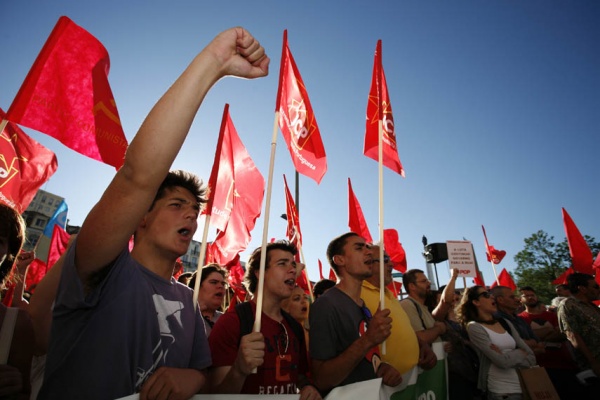Desfile do PCP «Dissolução da Assembleia da República. Eleições Antecipadas» - Lisboa