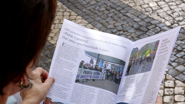 Demonstration «Stop the war! Give Peace a chance!», Lisbon