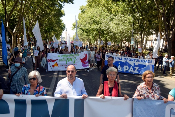 Parade "Yes to Peace! No to war and the arms race», Lisbon