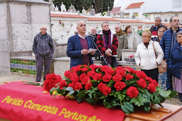 Funeral de Odete Santos