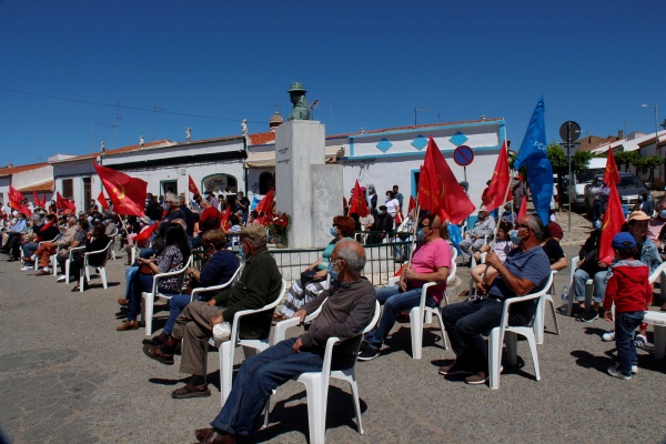 Tribute to Catarina Eufémia