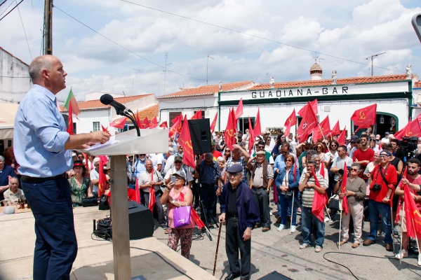 Homenagem a Catarina Eufémia