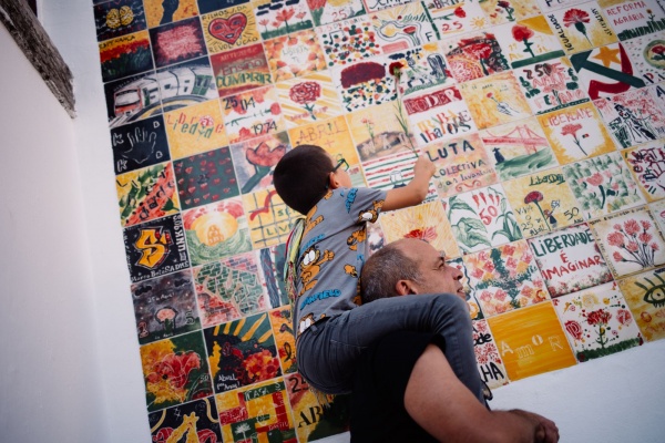 Inauguração do Mural Colectivo de Azulejos «Cumprir»