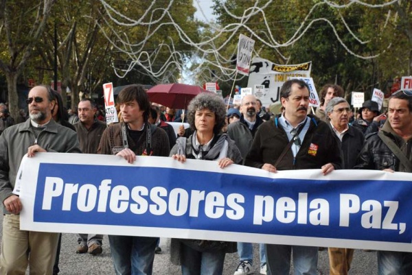 Manifestação da campanha «Paz Sim, NATO Não»