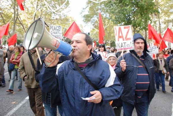 Manifestação da campanha «Paz Sim, NATO Não»