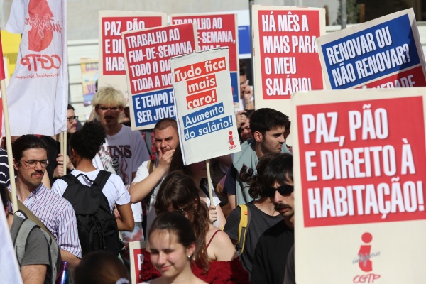 Manifestação de Jovens Trabalhadores