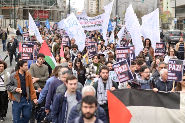 Manifestação de solidariedade com o povo palestiniano