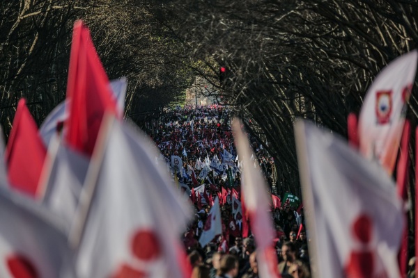 National Demonstration «Everyone to Lisbon! General increase in wages and pensions – national emergency!”, CGTP-IN