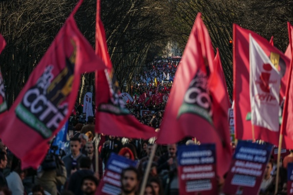 National Demonstration «Everyone to Lisbon! General increase in wages and pensions – national emergency!”, CGTP-IN