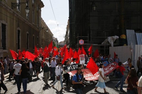 Manifestação «É tempo de dizer basta! Rejeitar o Pacto de Agressão, lutar por um Portugal com futuro» - Lisboa
