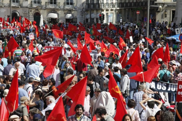 Manifestação «É tempo de dizer basta! Rejeitar o Pacto de Agressão, lutar por um Portugal com futuro» - Lisboa