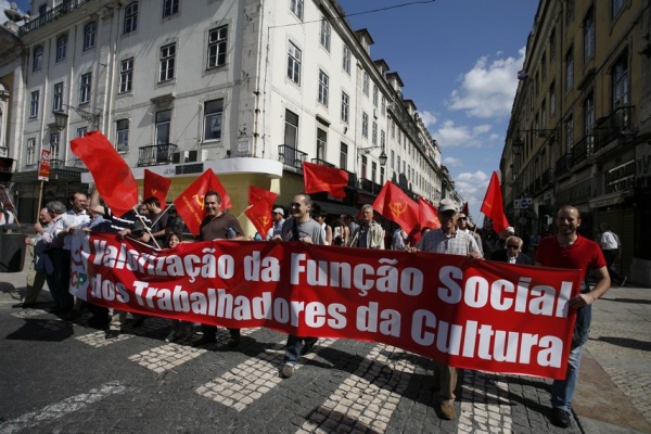 Manifestação «É tempo de dizer basta! Rejeitar o Pacto de Agressão, lutar por um Portugal com futuro» - Lisboa