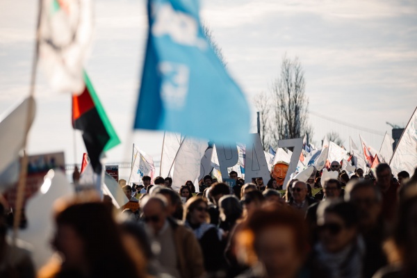 Manifestação «É Urgente pôr Fim à Guerra. Todos juntos pela Paz!»