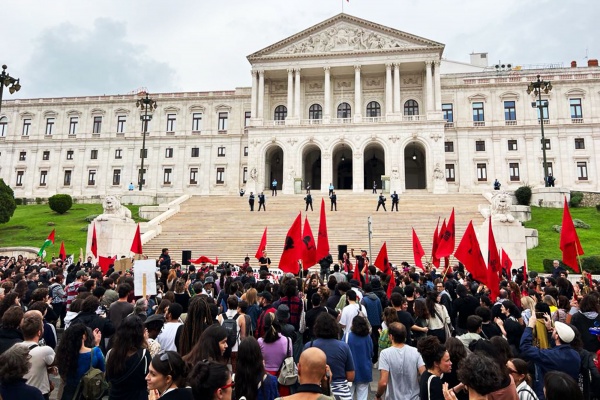 Manifestação «Vida Justa»