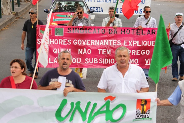 Marcha por Abril contra a exploração e o empobrecimento