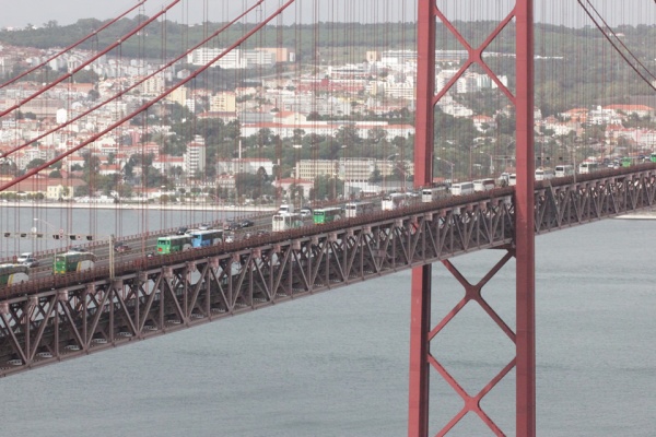 Marcha por Abril contra a exploração e o empobrecimento