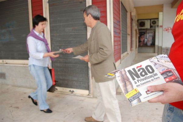 PCP contra a privatização da CP