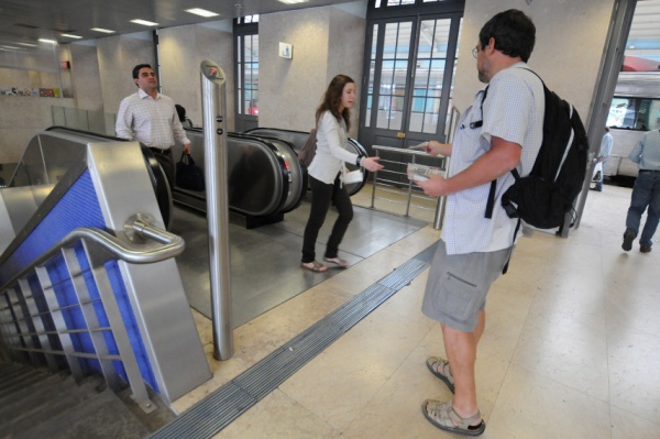 PCP contra a privatização da CP