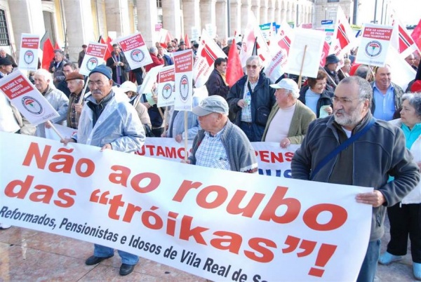 Reformados, Pensionistas e Idosos em Luta - Manifestação em lisboa