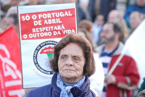 Reformados, Pensionistas e Idosos em Luta - Manifestação em lisboa