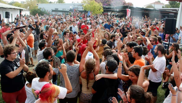 Saudação aos construtores da Festa do «Avante!» 2015