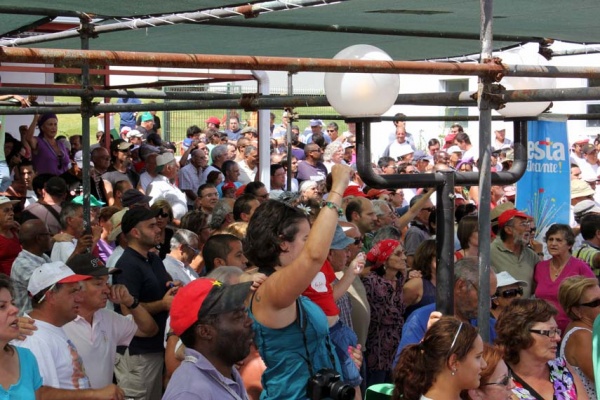 Secretário-Geral saúda os construtores da Festa do Avante!