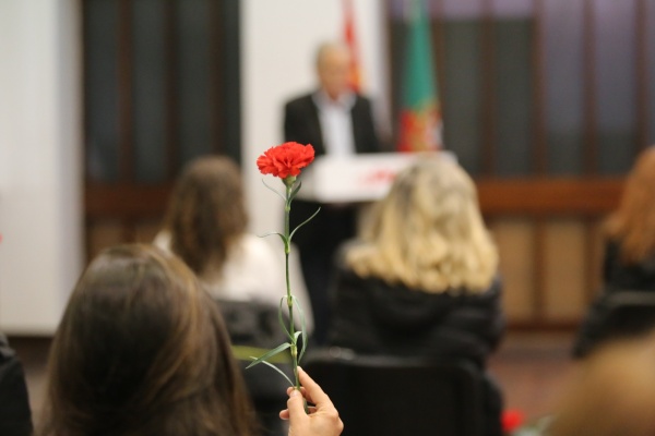 Sessão «Igualdade no trabalho e na vida. Cumprir os direitos das mulheres!», 8 de Março de 2021, Lisboa