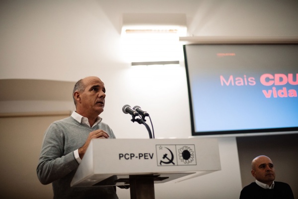 Sessão Pública «É hora de mudar e política» na Vidigueira