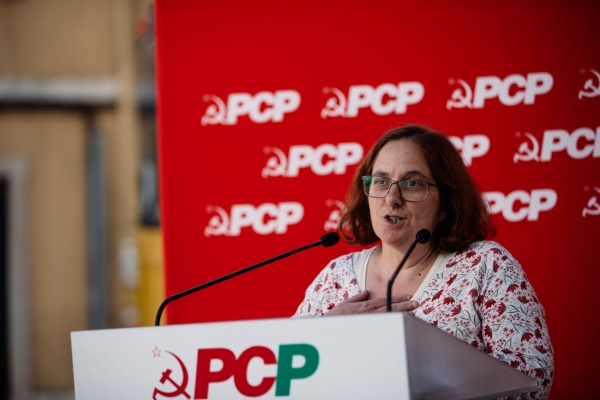 Tribuna Pública «45 anos pelo direito à Saúde. Defender, reforçar e valorizar o SNS!»