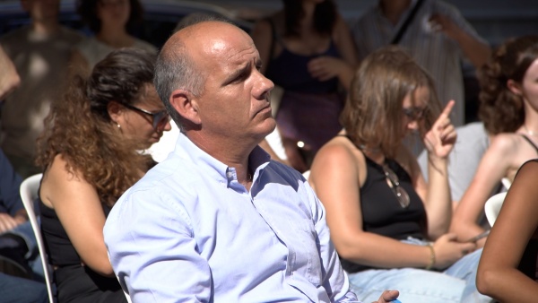 Tribuna Pública «Pelo direito à Habitação. Baixar as prestações ao banco e as rendas»