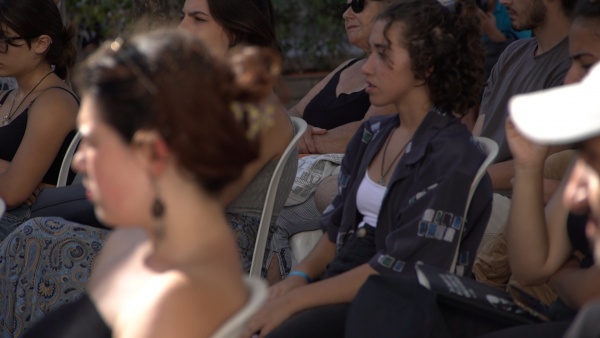 Tribuna Pública «Pelo direito à Habitação. Baixar as prestações ao banco e as rendas»